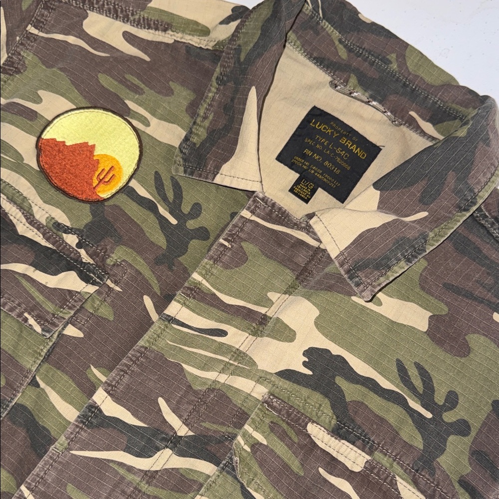 Lucky Brand Green Camouflage Jacket with Desert Patch Large